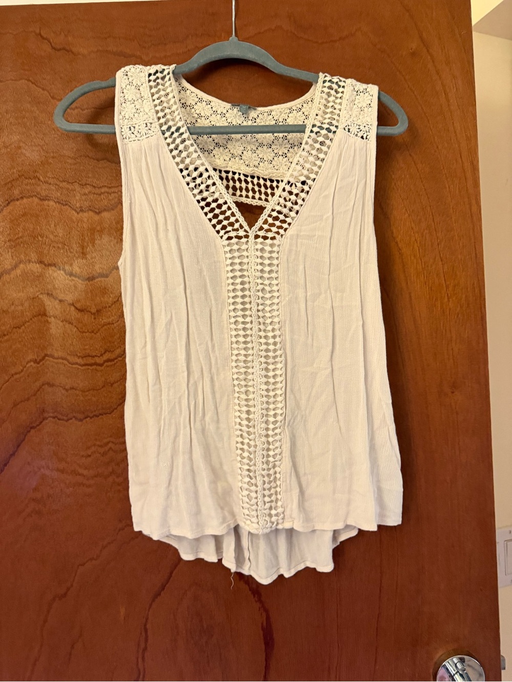 Charlotte Russe Cream Crochet-Detail Sleeveless Camisole